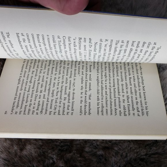 The Universe and Dr. Einstein‎ by Lincoln Barnett - Foreword by Albert Einstein - Picture 4 of 6